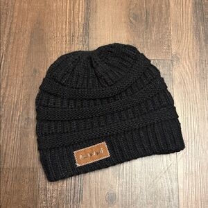 three bird nest beanie